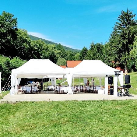 Záruby Resort Smolenice Exterior foto